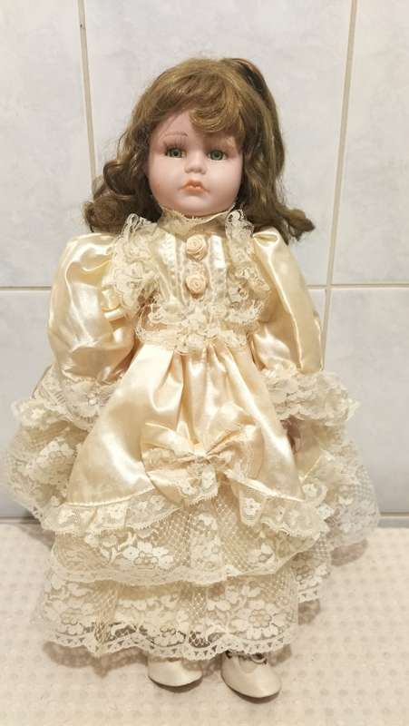 Absolutely Magnificent Victorian Bisque Doll - 40cm