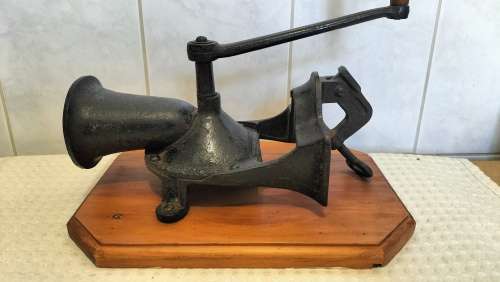 Antique Spong & Co. 1800`s No 3 Coffee Grinder Mounted - Complete And Working