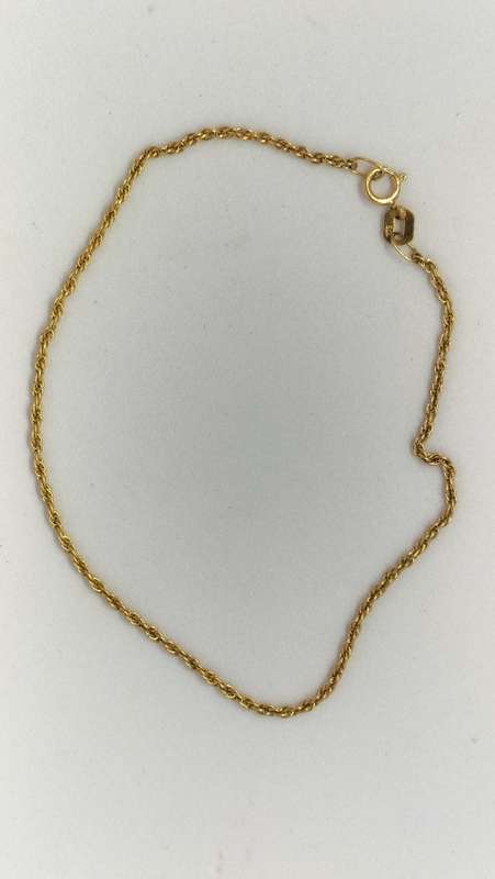 Fine 9ct Gold Bracelet 19cm - 2 Grams