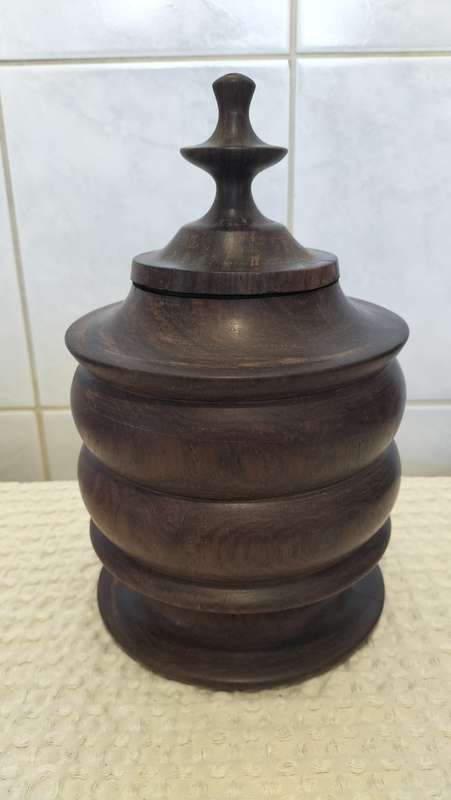Beautiful Large Vintage Solid Wood Tabaco Jar With Lid - 2.8kg