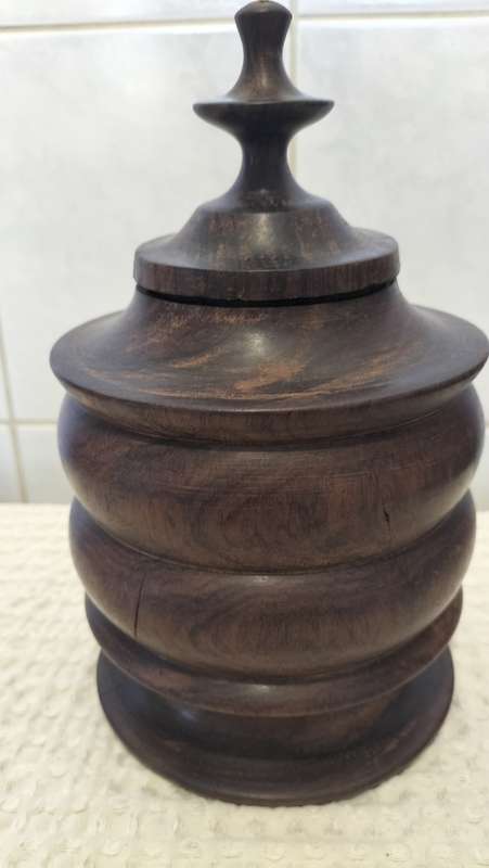 Beautiful Large Vintage Solid Wood Tabaco Jar With Lid - 2.8kg