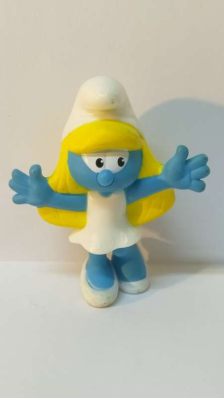2018 Peyo McDonalds Smurfie