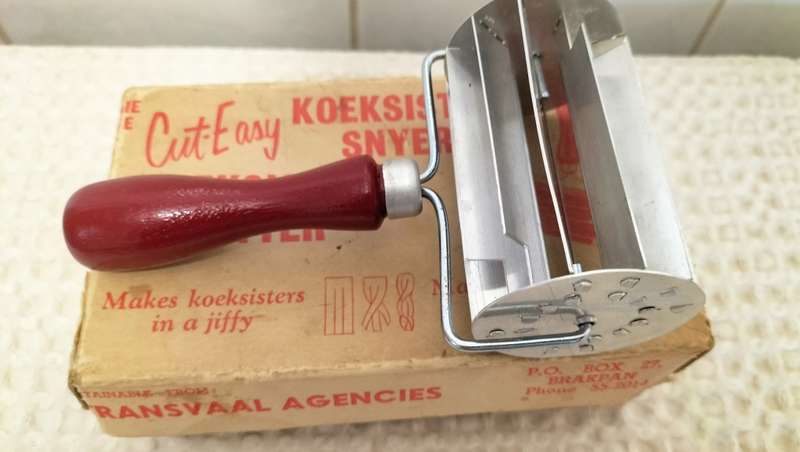 Vintage Cut Easy Koeksister Cutter in Original Box