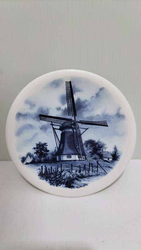 A Beautiful Delft Wall Plate - 14.5cm Nr4
