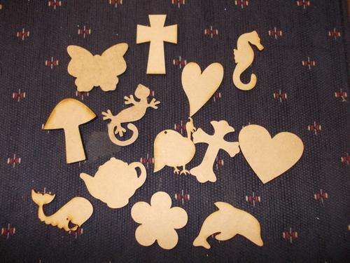 10 x MIXED SCRATCH PATCH WOOD BLANKS  -  PERFECT FOR GLITTER OR PAINTING