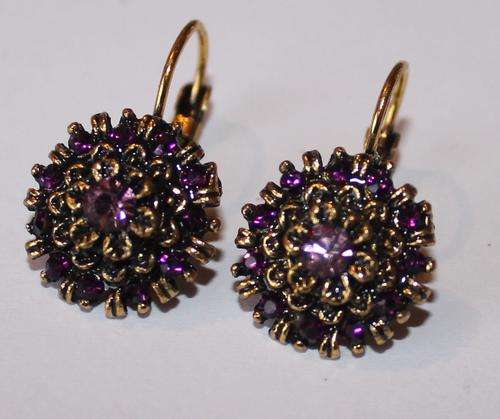 HOOP EARRINGS