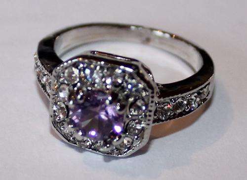 DRESS RING