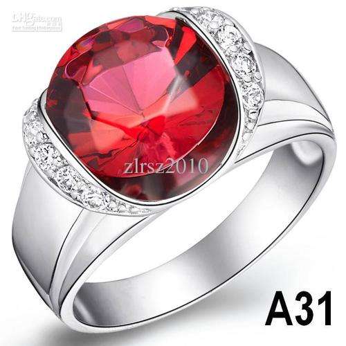 BEAUTIFUL RED CRYSTAL DRESS RING