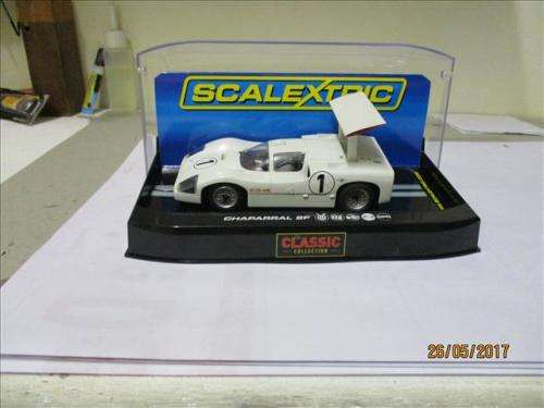 1/32 SCALE SCALEXTRIC SLOT CAR CHAPARRAL 2F