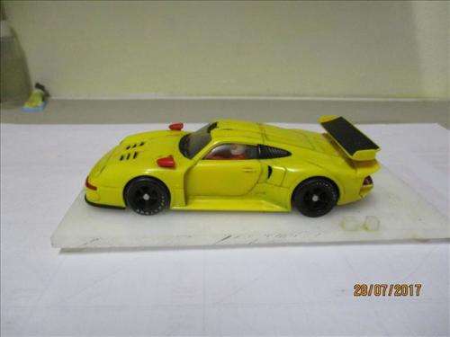 1/32 SCALE NINCO SLOT CAR PORSCHE 911 GT1 (SPARES OR REPAIRS)