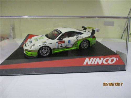 1/32 SCALE NINCO SLOT CAR PORSCHE 997
