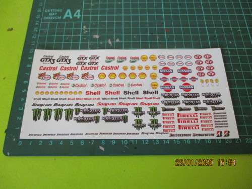 1/32  SCALE WATERSLIDE DECALS( MONSTER)