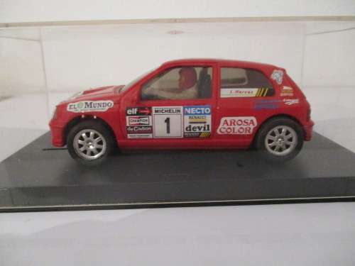 1/32 SCALE NINCO SLOT CAR RENAULT CLIO