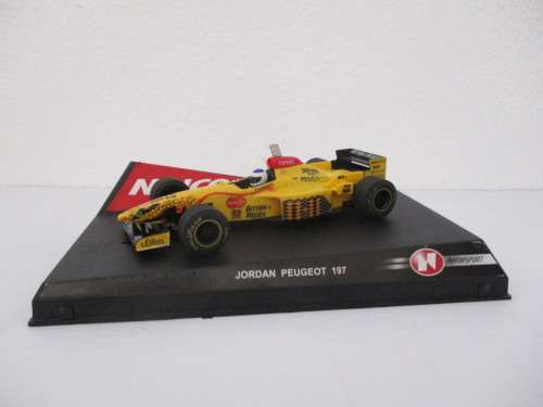 1/32 SCALE NINCO SLOT CAR JORDAN PEUGEOT 197 (GIANCARLO FISICHELLA)