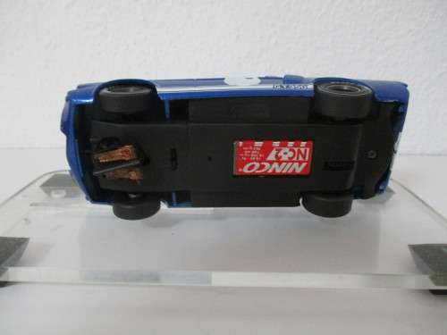 1/32 SCALE SLOT CAR (MUSTANG BODY AND NINCO CHASSIS)