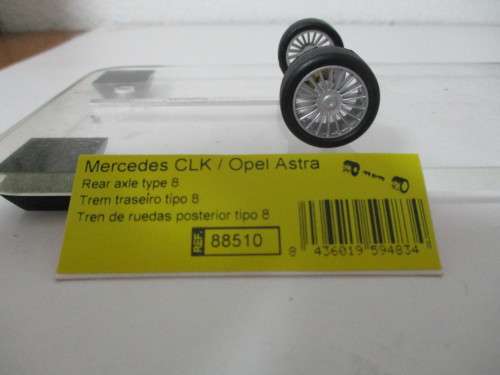 1/32 SCALE SCX SLOT CAR REAR AXLE FOR MERCEDES SLK AND OPEL ASTRA