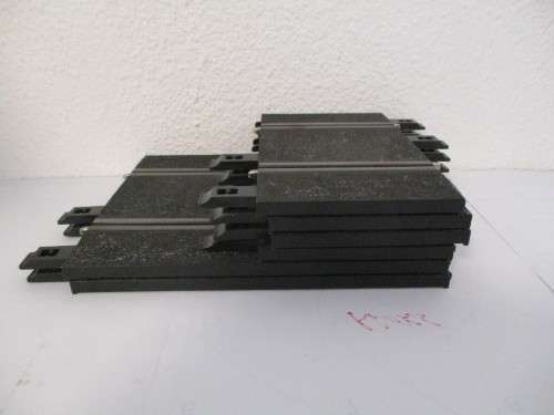 1/32 SCALE NINCO TRACKS 2XHALF  AND 4XQUATER STRAIGHTS