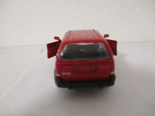 1/32 SCALE DIE CAST NEW RAY JEEP GRAND CHEROKEE