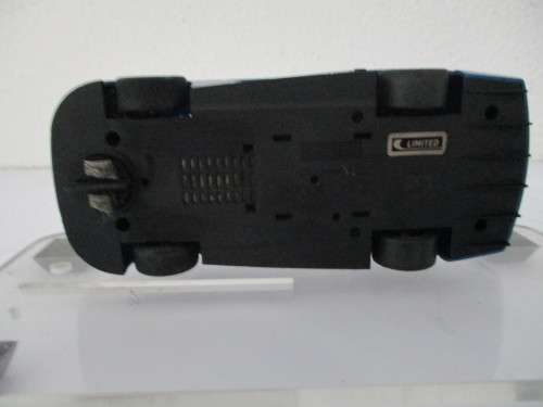 1/32 SCALE HORNBY SLOT CAR DODGE VIPER (WITH LIGHTS)
