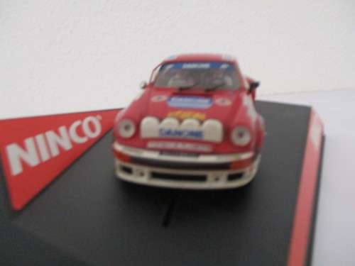 1/32 SCALE NINCO SLOT CAR PORSHE (NC5 MOTOR)