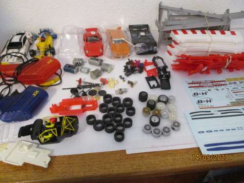 1/32 SCALE SLOT CAR SCALEXTRIC ,SCX,AND NINCO BITS AND PIECES AND ODDS AND ENDS,