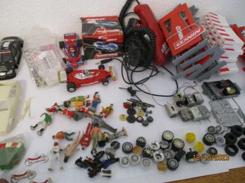 1/32 SCALE NINCO,SCX,AND SCALEXTRIC BITS AND PIECES AND ODDS AND ENDS.