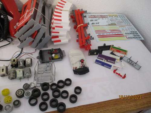 1/32 SCALE NINCO,SCX,AND SCALEXTRIC BITS AND PIECES AND ODDS AND ENDS.