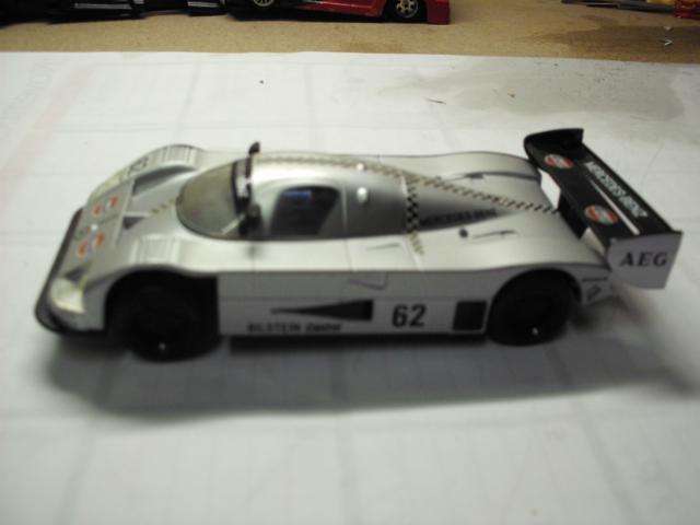 1:32 SCALE SLOT CAR - SCALEXTRIC SAUBER MERCEDES C9/88