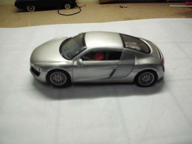 1:32 SCALE CARRERA SLOT CAR - AUDI R8