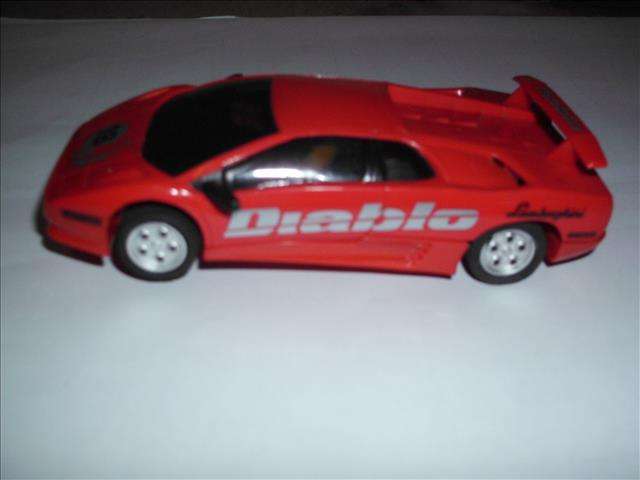 1:32 SCALE SLOT CAR - HORNBY LAMBORGHINI DIABLO