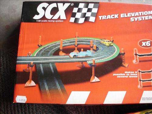 1:32 SCALE SCX BRIDGE SUPPORT SYSTEM