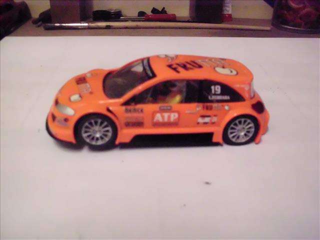 1:32 SCALE SLOT CAR - NINCO RENAULT MEGANE "FRUTTA"