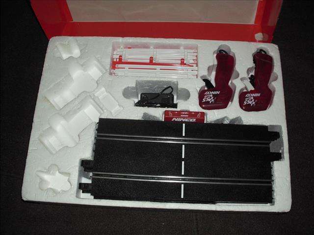 1:32 SCALE SLOT CAR TRACKS - NINCO