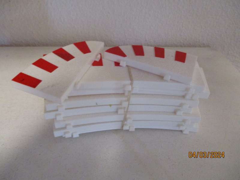 1/32 SCALE NINCO RUN OFFS FOR CORNERS AND STRAIGHTS