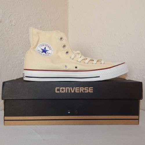 Converse All Star canvas shoes size 9 1/2