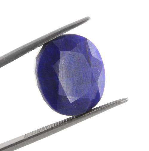 15.65 Carat IGLCertified Natural Blue Sapphire Gemstone