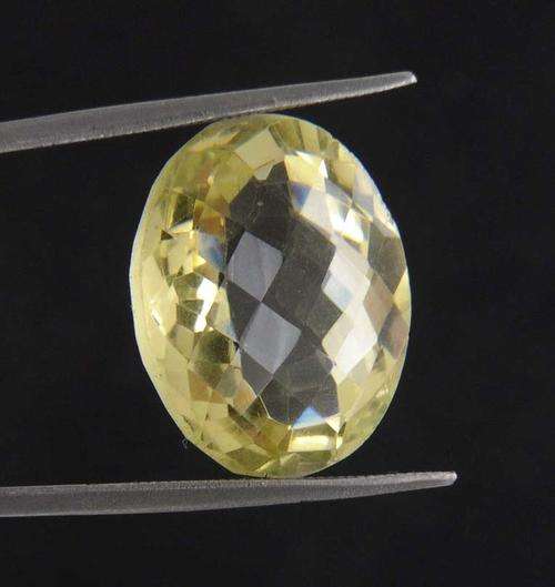 Untreated 15.58 Ct IGLI Certified Oval Cut Citrine Gemstone - AAA Quality