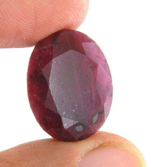 Oval Shape 31.52 Carat Natural Ruby Gemstone - IGLI Certified 21mm