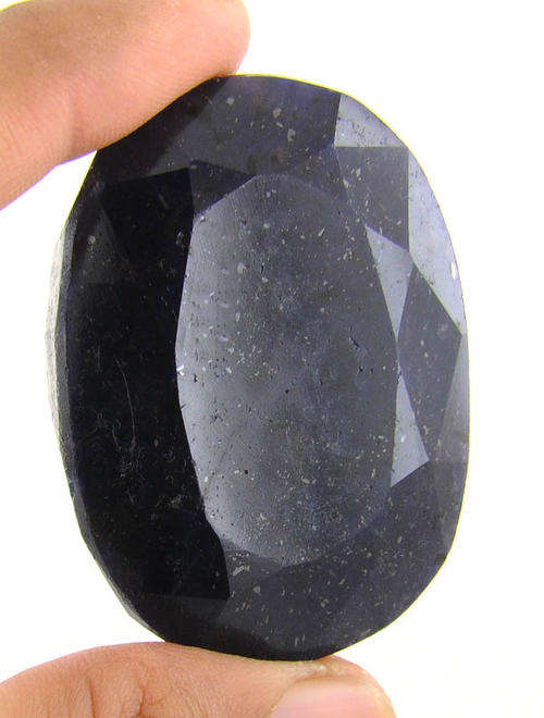 Indian Mines 667.75 Carat Oval Cut Natural Blue Sapphire Gemstone