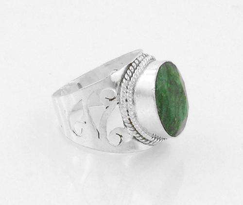 7 Gm Emerald Gemstone Ring in Silver Alloy - Handcrafted in India