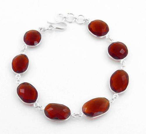 11 Gm Red Stone Bracelet in Silver of Alloy - Handmade in India
