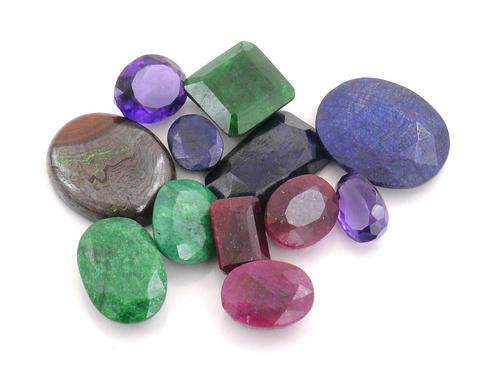 250 Carat Ruby, Emerald, Sapphire, Amethyst and Agate Gemstone Lot