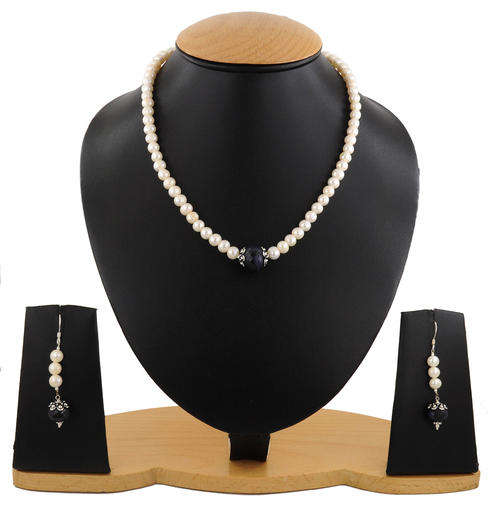 189 Ct Pearl and Sapphire Gemstone Necklace with Matching Earrings