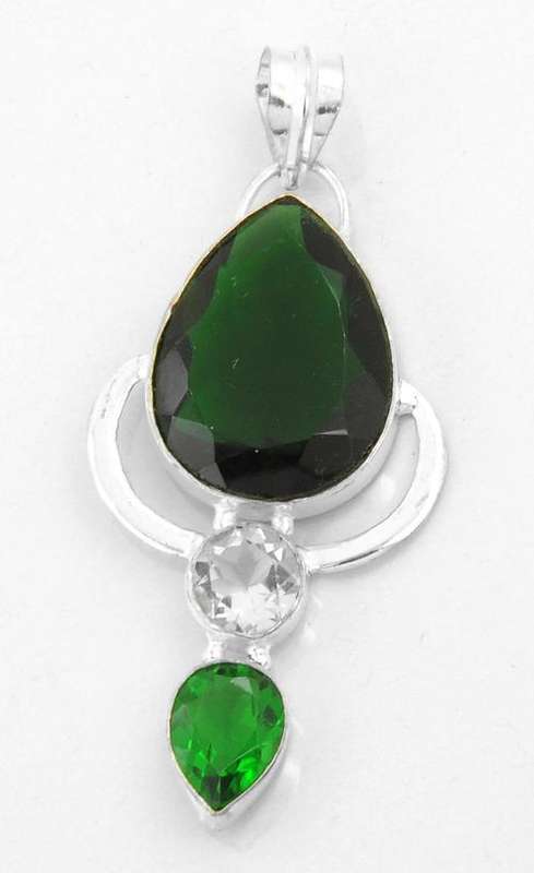 14 Gm Green Quartz and Blue Topaz Gemstone Silver Pendant
