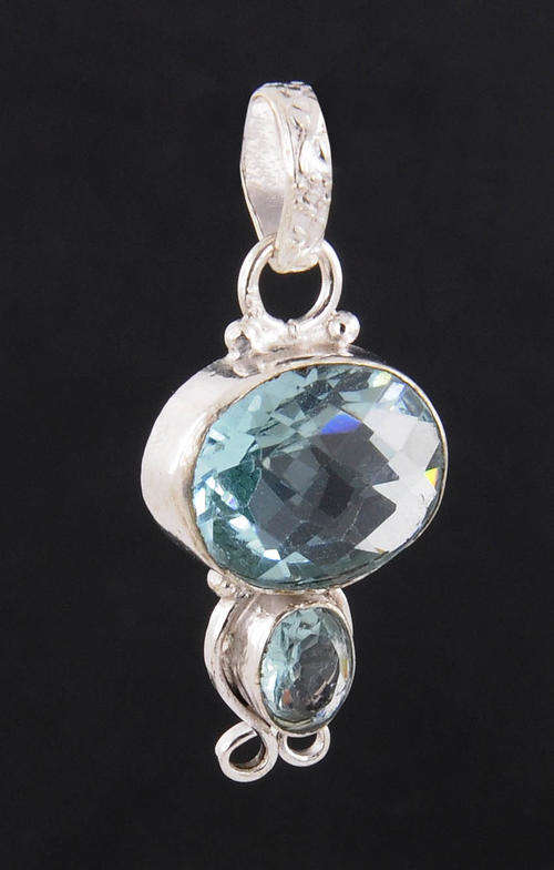 5.5 Gm Blue Quartz Gemstone Silver Alloy Pendant