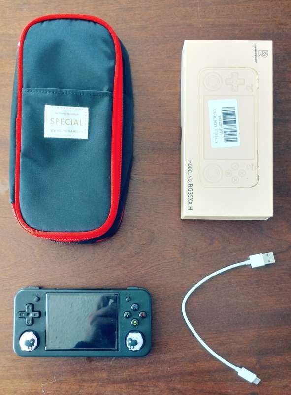 Anbernic RG35XX H Retro Gaming Console + Bag + Thumb Grips