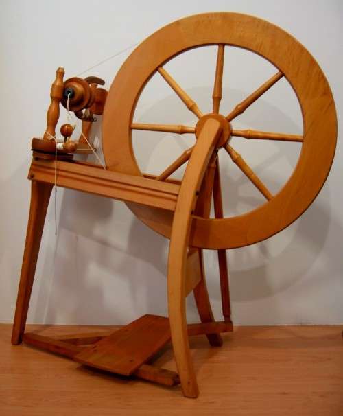 Ashford "Traditional" Spinning Wheel - NZ Origin