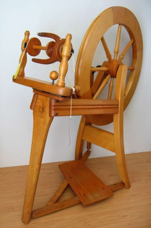 Ashford "Traditional" Spinning Wheel - NZ Origin