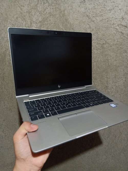 HP Elitebook 840 G5 i5  7th gen 8GB Ram 256GB M2 SSD