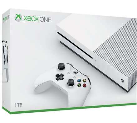 Xbox One S 1TB & 1 controller, FIFA 2017